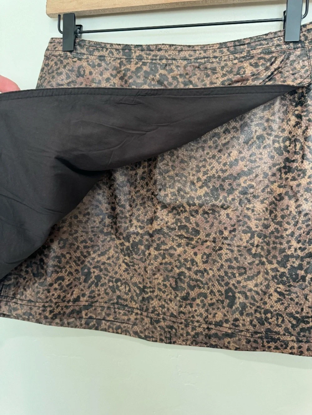 Free People Fake Out Leopard‎ Print Faux Wrap Mini Skirt 6 Vegan Indie Sleaze